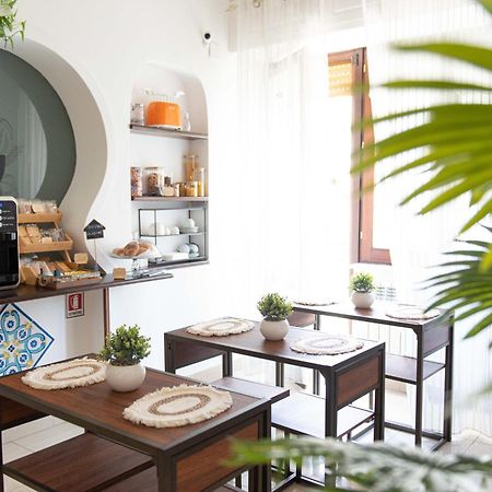 Laetitia Guest House32 อาแวร์ซา ภายนอก รูปภาพ